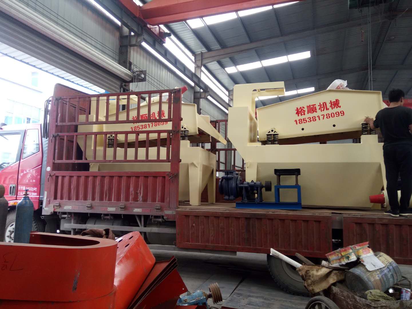 發(fā)往南陽的2臺350細(xì)砂回收機