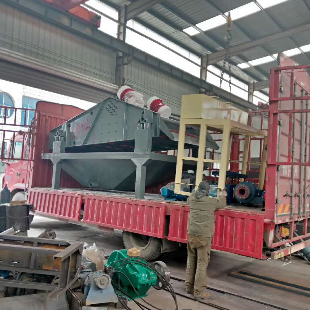 發(fā)往安陽滑縣的1840細沙回收脫水一體機